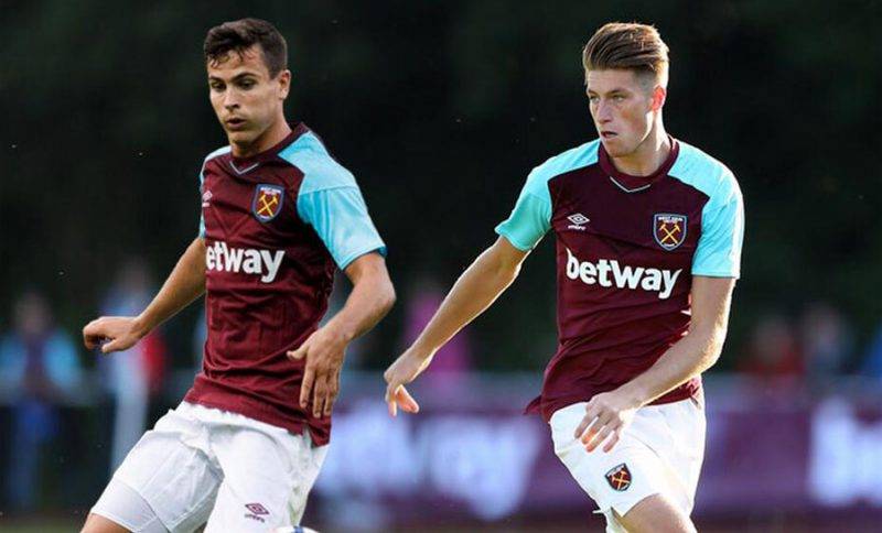 与加拿大队 与加拿大队